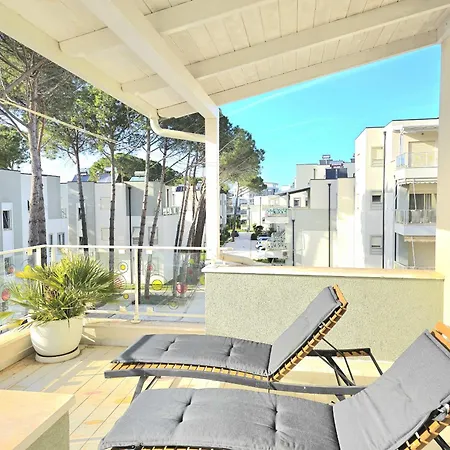 Sunny Penthouse - 216 Apartment *