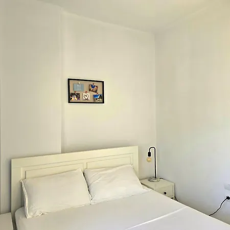 Sunny Penthouse - 216 아파트