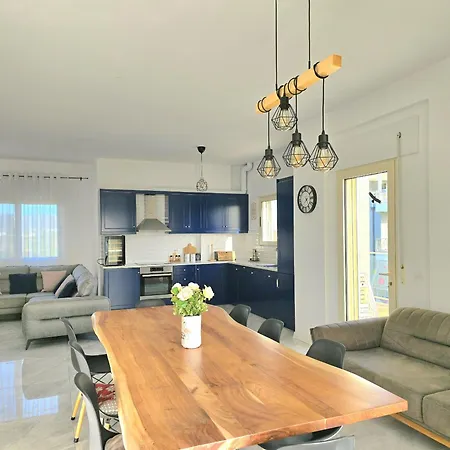 Sunny Penthouse - 216 * Durres