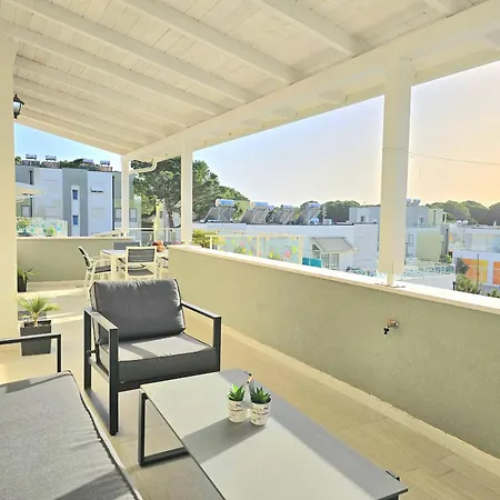 Sunny Penthouse - 216 아파트 드라치