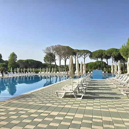 Sunny Penthouse - 216 Durres