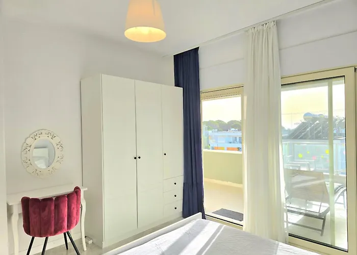 Sunny Penthouse - 216 *